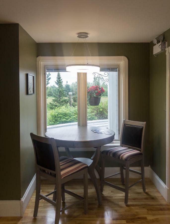 Fox Point Inn Parrsboro 외부 사진